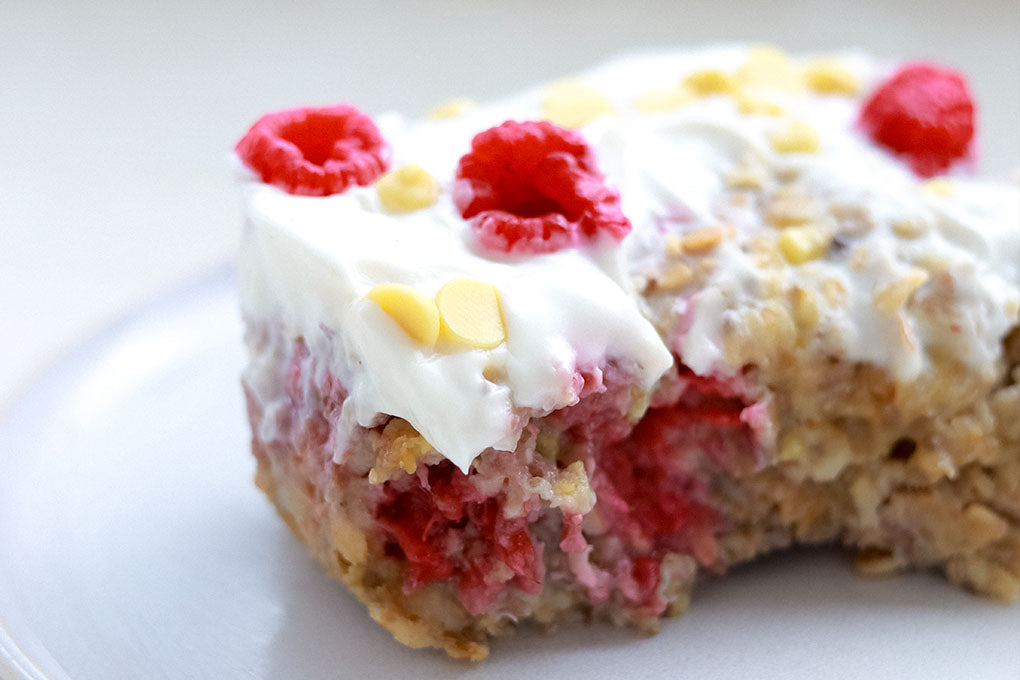 Raspberry White Chocolate Baked Oats