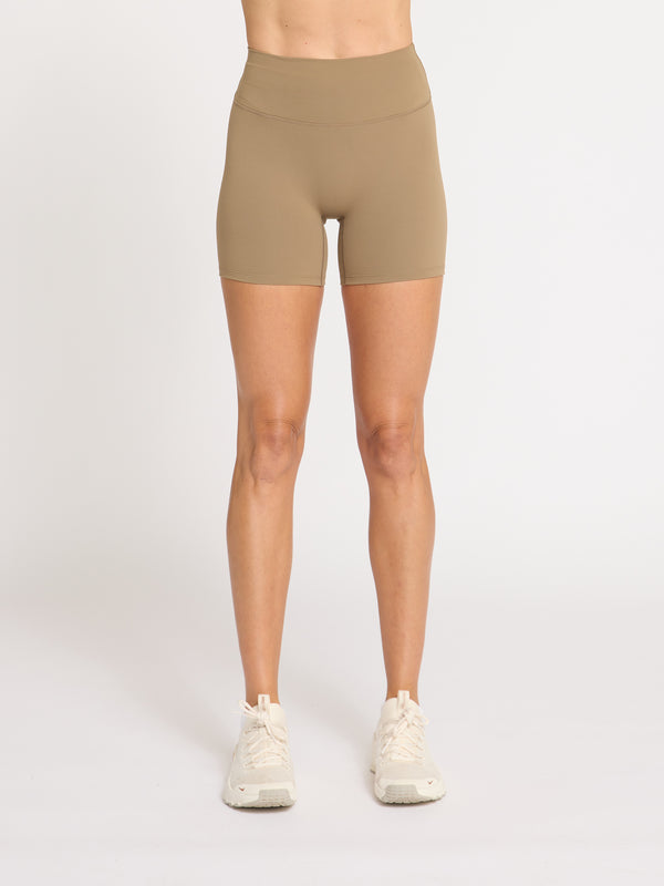 Lift Scrunch Bike Shorts - Mocha