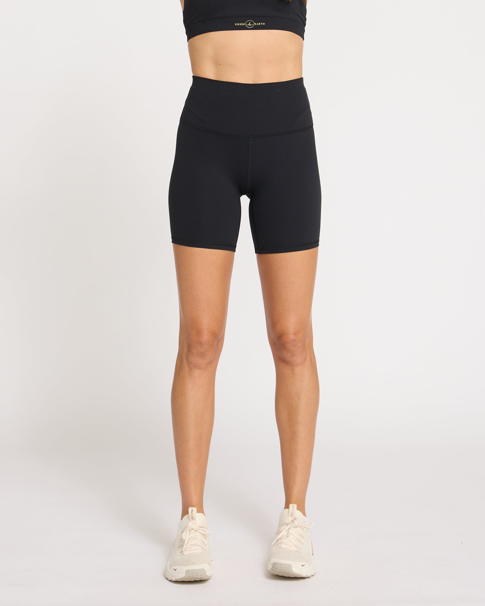 kissedearth_Activewear_8170_01643153-7b4b-4df0-874f-5362daa549c5.jpg