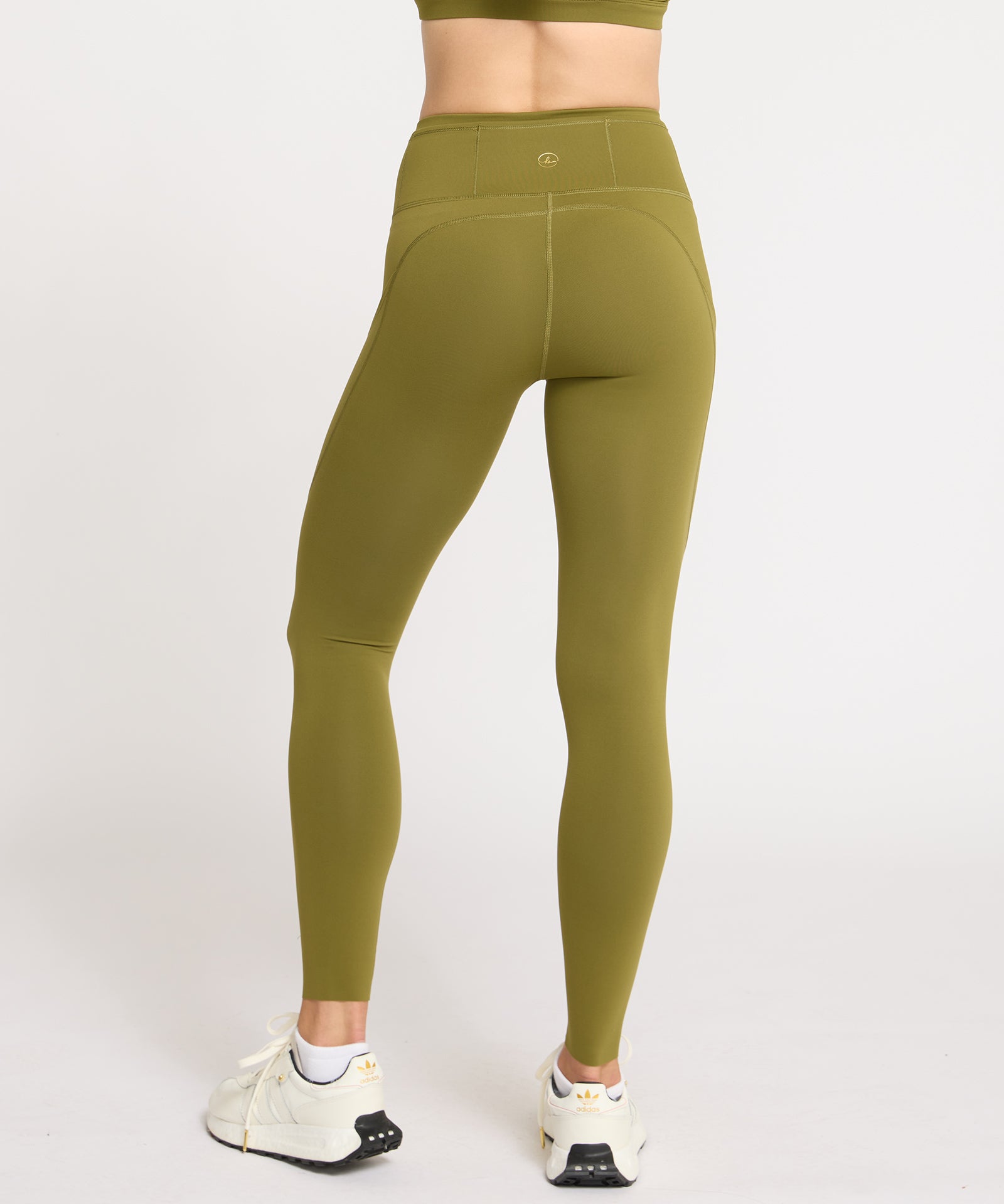 kissedearth_Activewear_8903.jpg