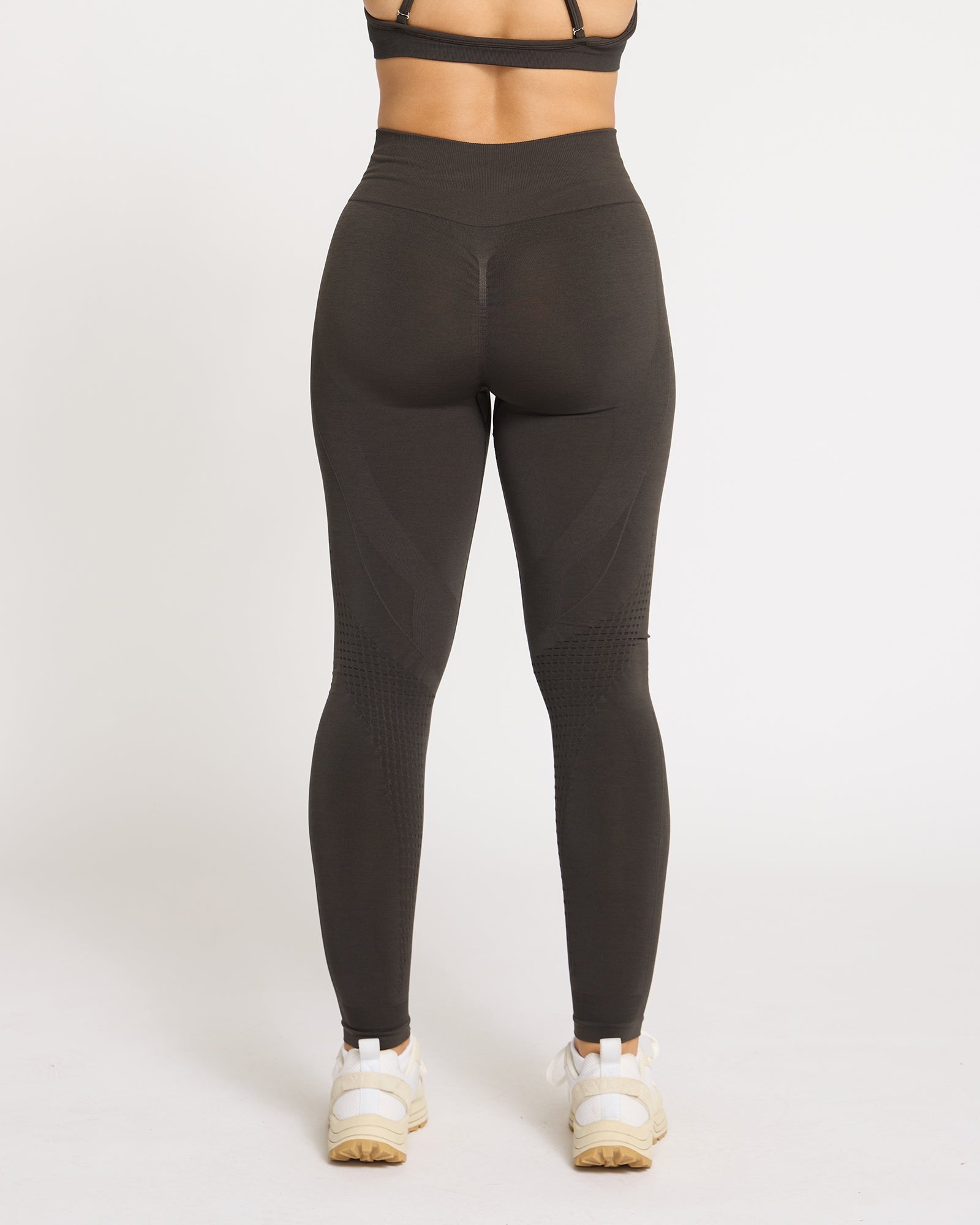 Contour Seamless Leggings - Graphite